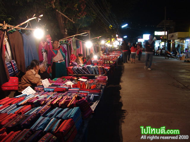 ร้านขายของชาวเขา